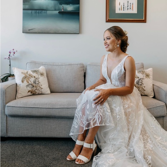 Rish Bridal, Chloe - Picture 6 of 8